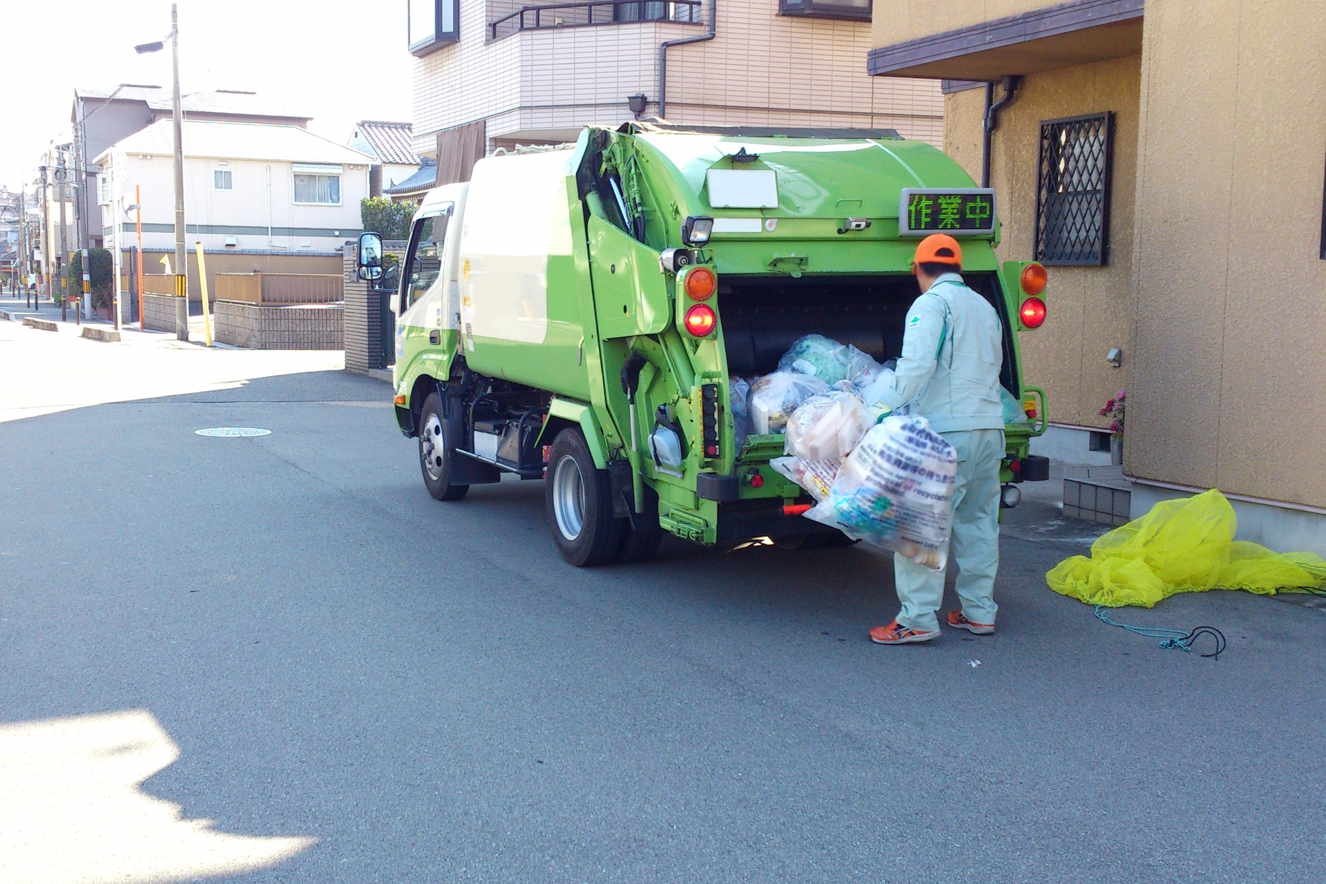 山口県阿武町の廃プラスティックリサイクルライン運営「株式会社リング」